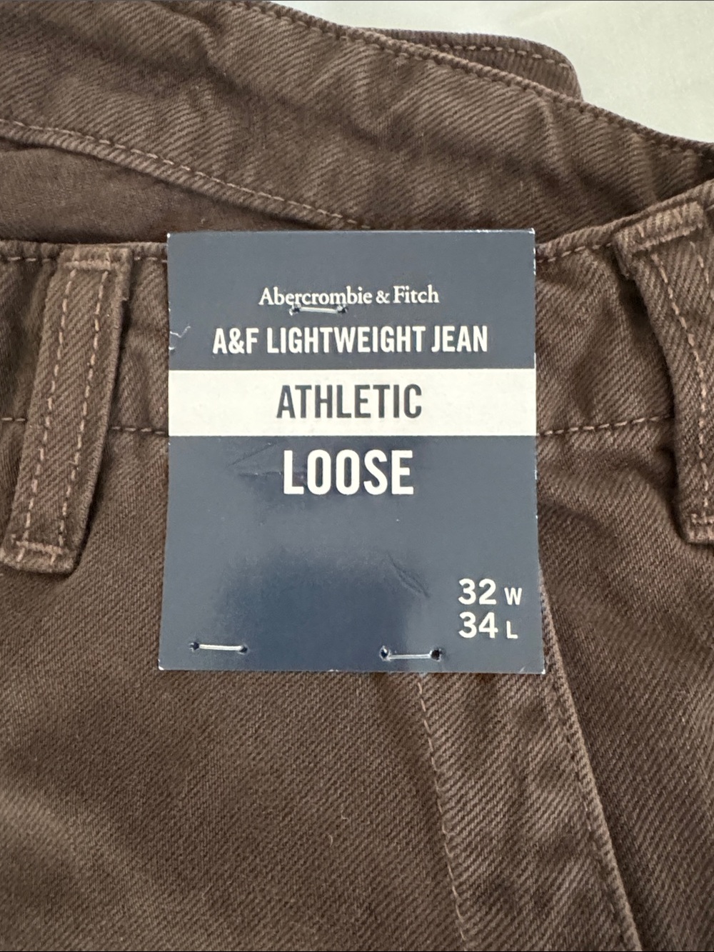 Abercrombie & Fitch Men’s Lightweight Jean - Picture 2 of 3